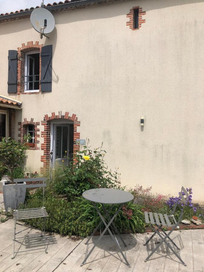 Chambre D'Hotes La Jonchere Les Herbiers Exterior photo